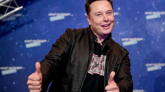 Elon Musk hài hước bày tỏ trên MXH trước hành động của Anonymous giả